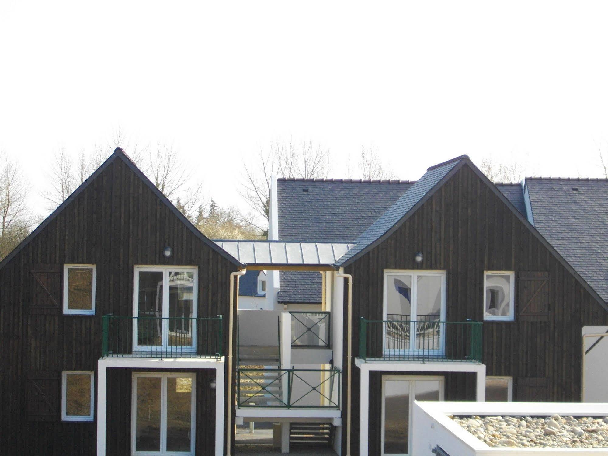 Residence Nemea Les Roches Saint-Pol-de-Leon Exterior photo