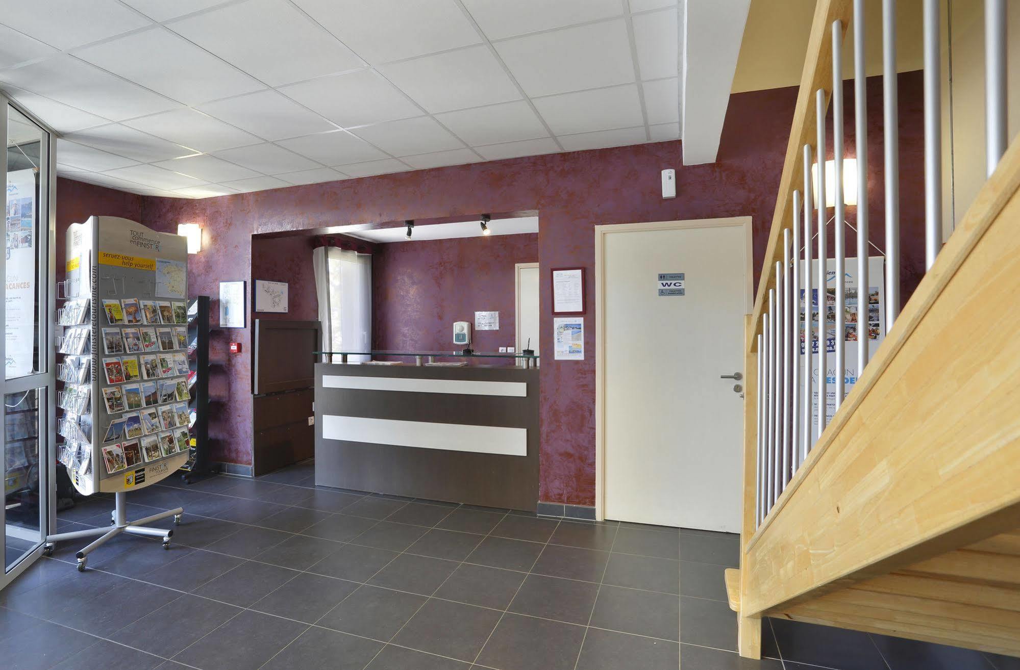 Residence Nemea Les Roches Saint-Pol-de-Leon Exterior photo